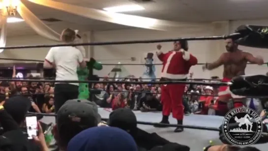 Macaulay Culkin Interferes In Wrestling Match Using ‘Home Alone’ Tactics