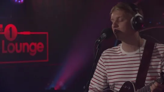 George Ezra - Dont Worry Be Happy (Bobby McFerrin cover) in the Live Lounge