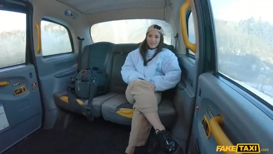 FakeTaxi.24.01.23.Lucy.Mendez.XXX.1080p [SmallTits, BigAss, CumShot, FuckPussy, Blowjob, Pov]