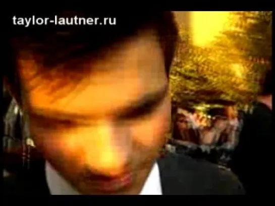 Taylor Lautner at Eclipse premiere (русские субтитры)