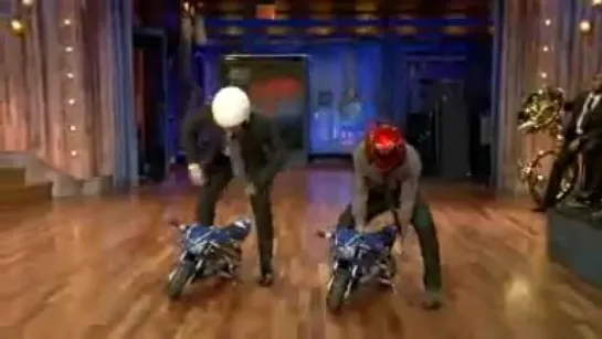 Taylor Lautner Rides Bikes with Jimmy Fallon