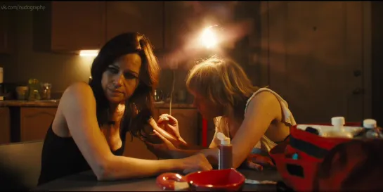 Карла Гуджино (Carla Gugino), Гайте Янсен (Gaite Jansen) - Джетт (Jett, 2019) Сезон 1 / Серия 3 (s01e03) 1080p Голая? Секси!