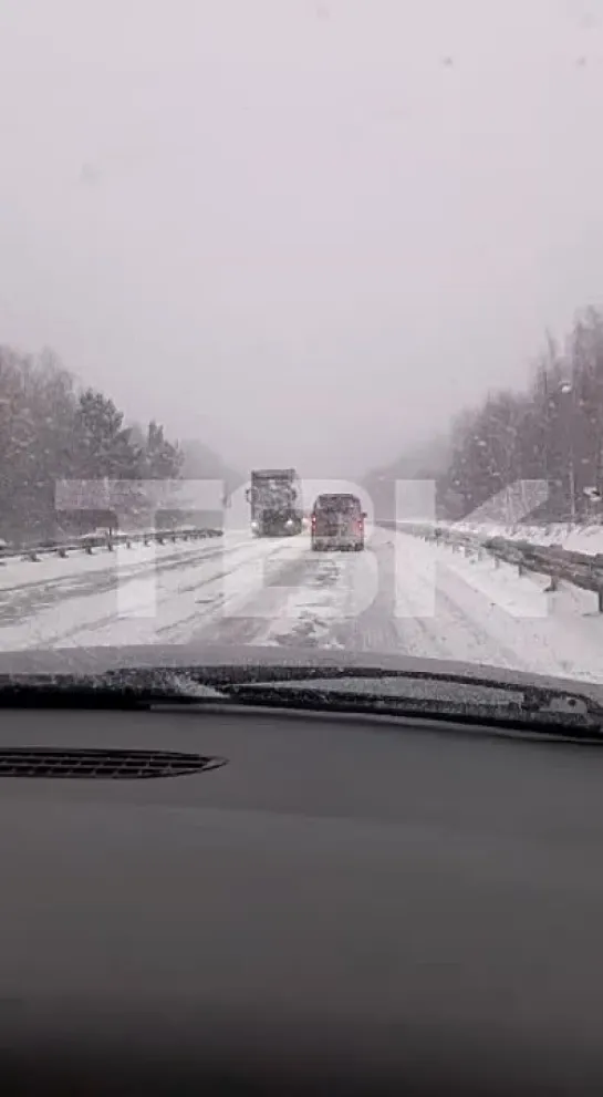 Огромная пробка под Уяром из-за метели