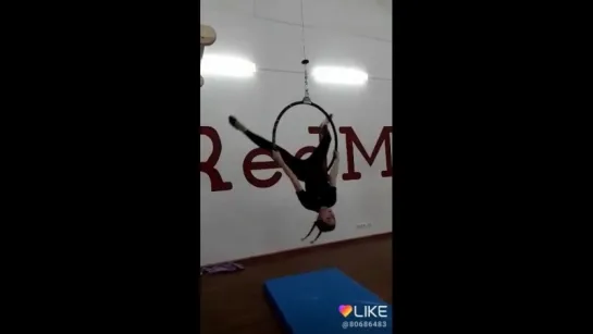 Aerial Hoop студія танців RedMOon