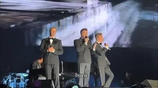 Westlife - Beautiful in White (Live)