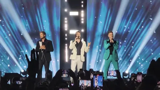 Westlife - Flying Without Wings Live (Live)