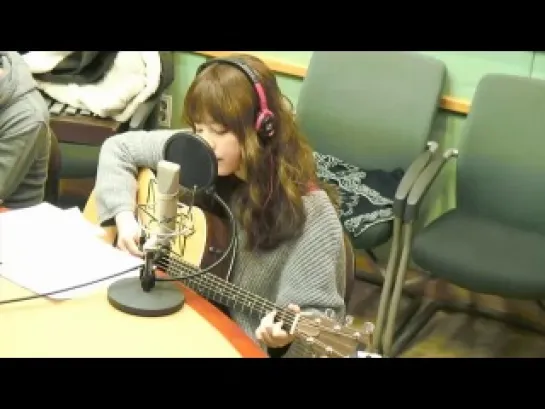 131121 JUNIEL - Love Fool (The Cardigans cover) @ Kiss the Radio