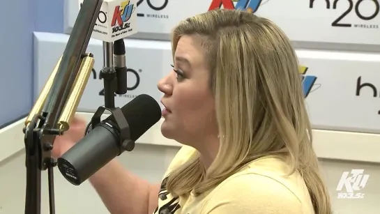 Kelly Clarkson - KTU 103.5FM Interview