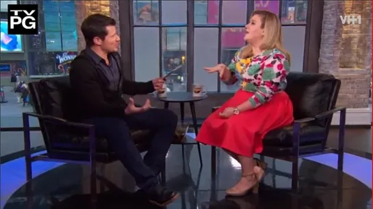 Kelly Clarkson Wants To Pawn Her Daughter Off On Carrie Underwood + Wiz Khalifa's Sons - Big Morning Buzz Live