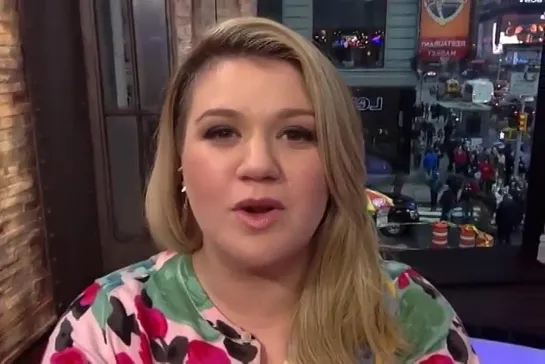 Kelly Clarkson takes us BEHIND THE SONG with "Piece By Piece"