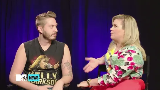 Kelly Clarkson Shocks One of Her Biggest Fans  MTV