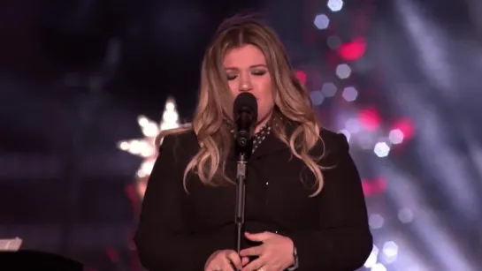 Kelly Clarkson - Run Run Rudolph (The National Christmas Tree Lighting)