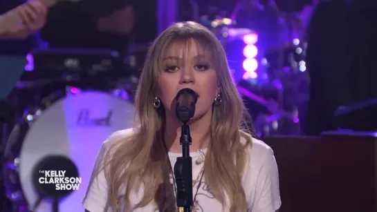 Kelly Clarkson - thats right ft. Sheila E. (The Kelly Clarkson Show Live)