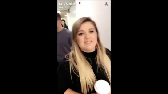 Kelly Clarkson - Snapchat 05.12.2016