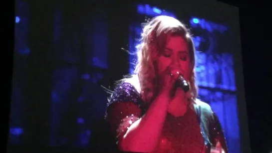 Kelly Clarkson - Jolene (PbP Live - Albuquerque) - Dolly Parton cover