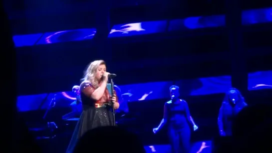 Kelly Clarkson - Purple Rain (PbP Live - Saint Paul) - Prince cover