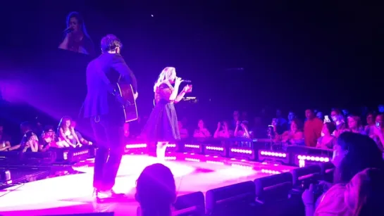 Kelly Clarkson - Chivas (PbP Live - Noblesville)