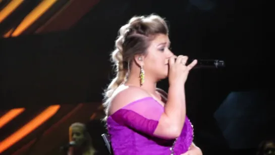 Kelly Clarkson - Piece By Piece (PbP Live - Hershey PA)