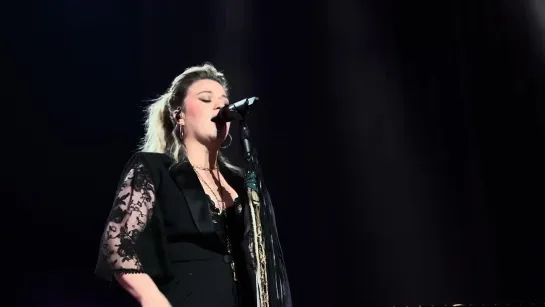 Kelly Clarkson - Whole Lotta Woman (chemistry... an intimate night Live)