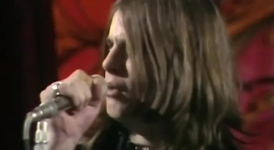 BLACK SABBATH  -  Paranoid  on Top of the Pops 1970