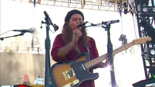 Tash Sultana Jungle (Live) - California Roots 2018