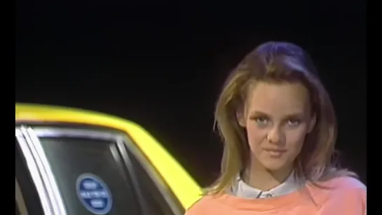 Vanessa Paradis - Joe Le Taxi.87. (Clip Officiel)