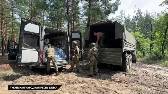 Сотрудники СК России продолжают доставлять гуманитарную помощь защитникам и мирным жителям Донбасса