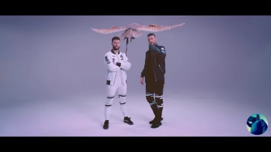 Don Diablo ft. Calum Scott - Give Me Love (Музыкальные клипы)