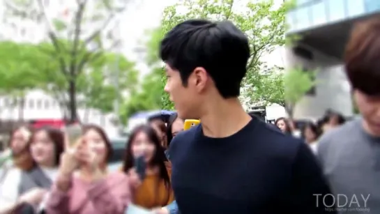 ParkBoGum on the way to Music Bank.