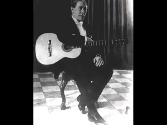 Agustín Barrios plays Agustín Barrios Vals Nº 3