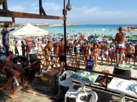 beach party in lebanon/v livane