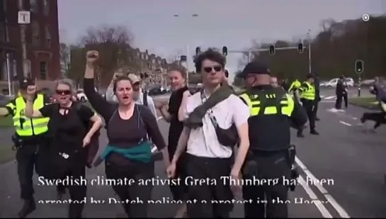 Climate activist Greta Thunberg 🇸🇪 detained in Hague protest..