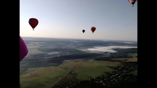 флаг ДНР над Москвой