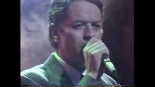 Robert Palmer - Johnny And Mary, Addicted To Love (Live Pinewood Studios 1987)