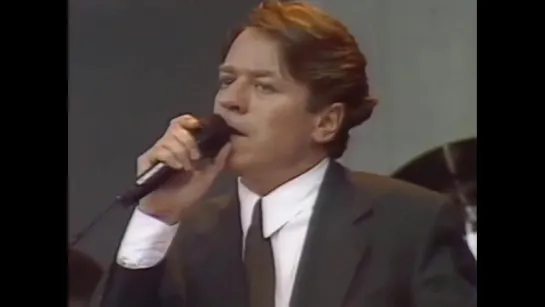 Robert Palmer -She Makes My Day (Live,1989)