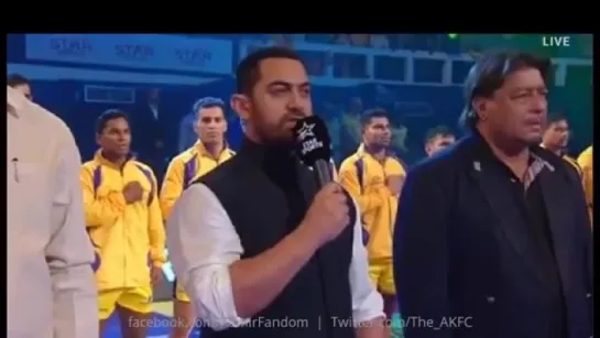 Aamir Khan sings National Anthem at Pro Kabaddi 2016 opening