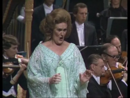 Luciano Pavarotti, Joan Sutherland: Gala Concert in Sydney Opera House (Richard Bonynge, 1983)