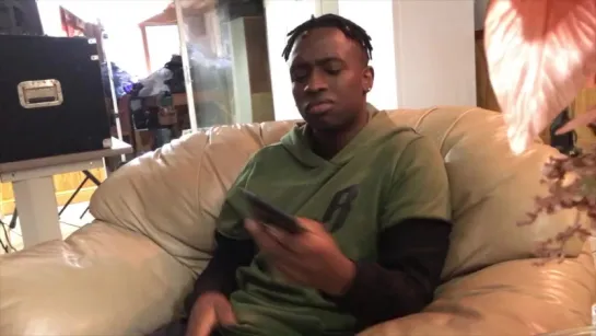 When people text instead of calling back (Nigga Vine)