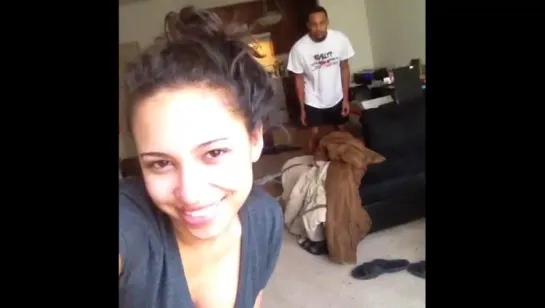 My girl is not allowed to take selfies (Nigga Vine)