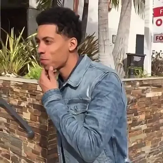 Everything looks better in Slow Motion (Nigga Vine)