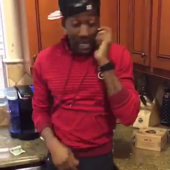 When your broke friend finally have money to add to the order (Nigga Vine)