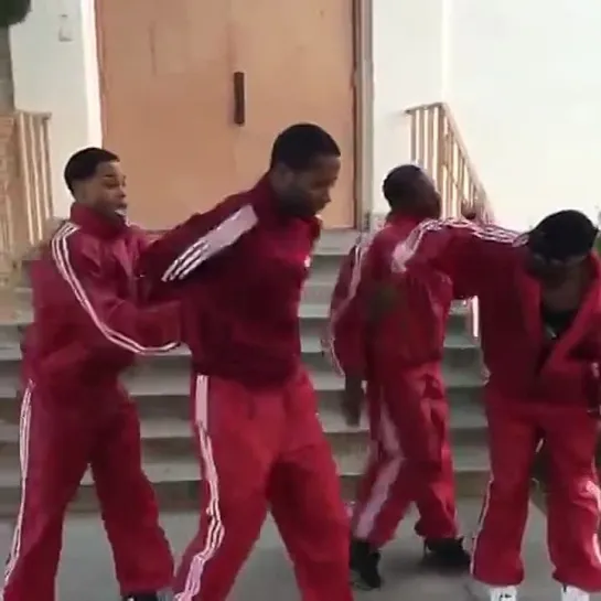 When you're in a dance group and there's an undercover cop (Nigga Vine)