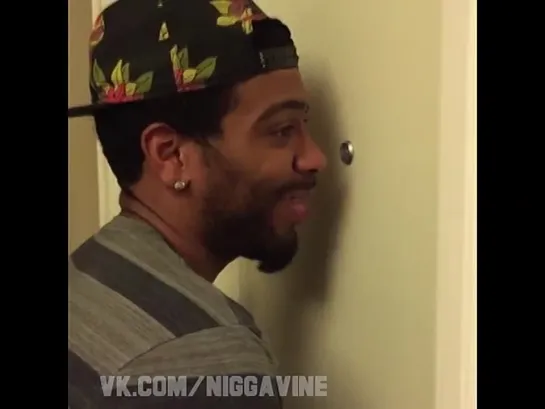 When people stand too close to the door after knocking (Nigga Vine)