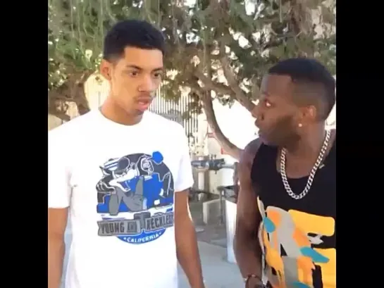 Running into your EX can be awkward (Nigga Vine)