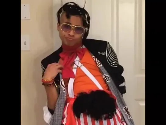 That one friend that doesn't know how to dress (Nigga Vine)