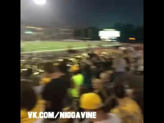 When you're high af at a game (Nigga Vine)