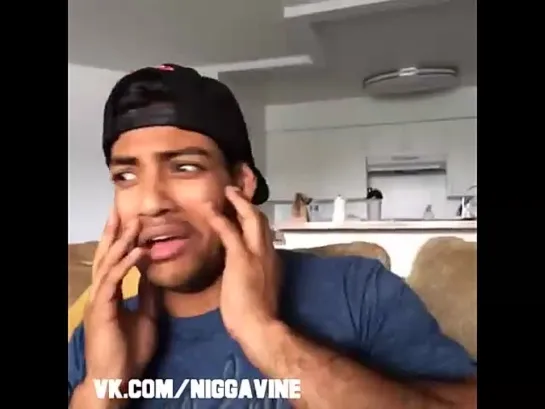 When you and your homie accidently touch faces. (Nigga Vine)