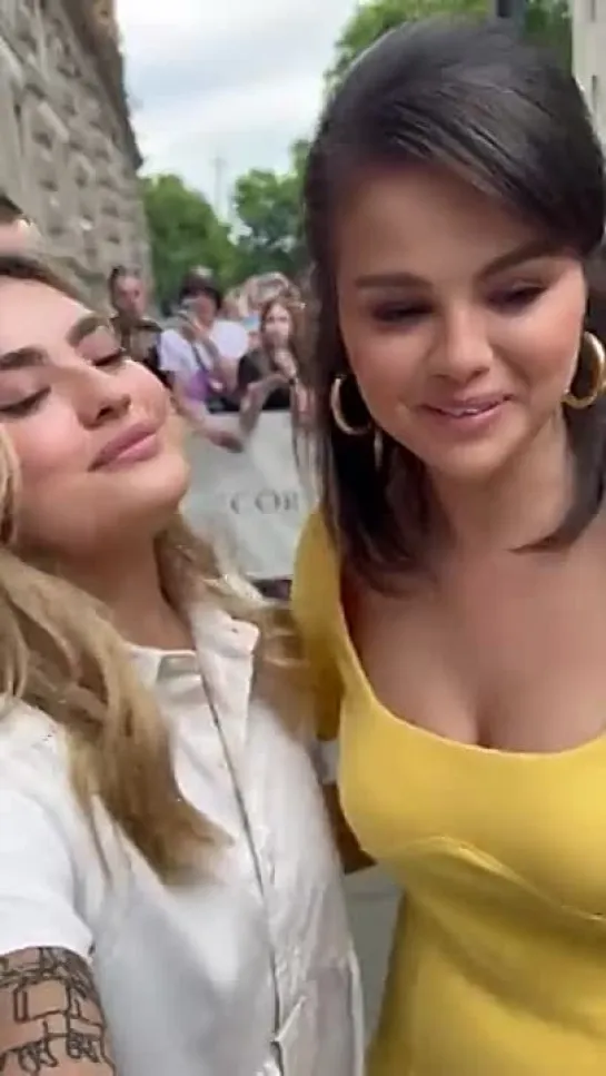 Selena Gomez meeting fans in London