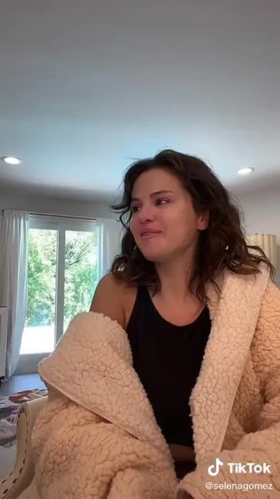 selena via tik tok