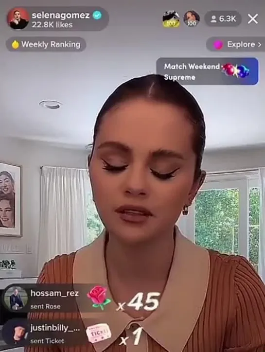 Selena via live TikTok